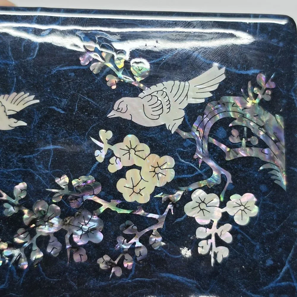 Vintage Korean Asian Lacquered Jewelry Box Turtle Clasp Abalone Shell Birds